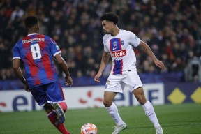 萨克拉门托国王迎法国杯关键赛；今夜完成体检；气氛紧张；球探报告显示潜力