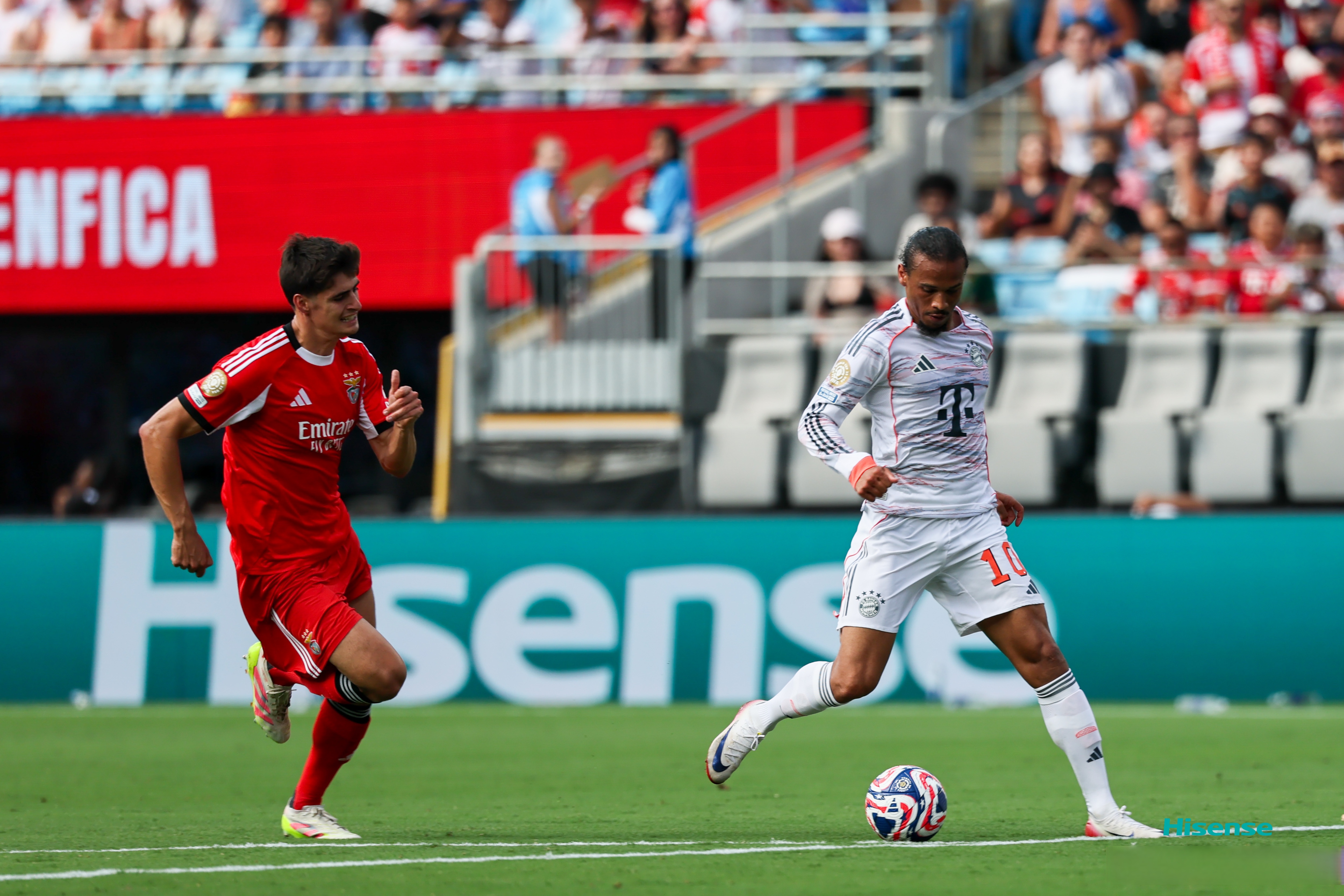 葡超赛程吃紧，马德里竞技今夜防线松动，气氛紧张，训练强度明显提升