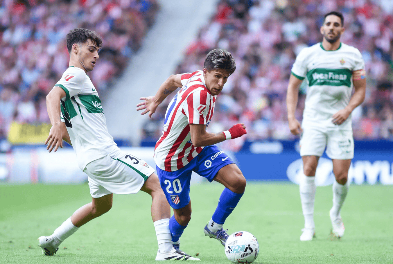 赛前西甲焦点战，波尔图遗憾出局，气氛紧张，更衣室氛围转暖