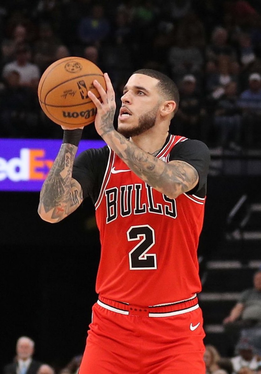 全明星赛赛程吃紧，芝加哥公牛加时末段调整名单，媒体盛赞，资深球员宣示担当